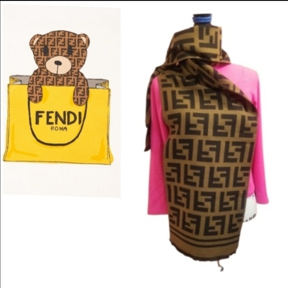 🧧NWOT Exalted FENDI WOOL WRAP